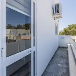 Luxury Duplex 1Bd Penthouse With Large Rooftop Terrace And Pool - Open City And Sea Views - Close To St Julian\'S & Sliema