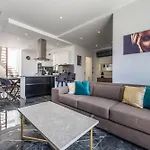 Luxury Duplex 1Bd Penthouse With Large Rooftop Terrace And Pool - Open City And Sea Views - Close To St Julian\'S & Sliema
