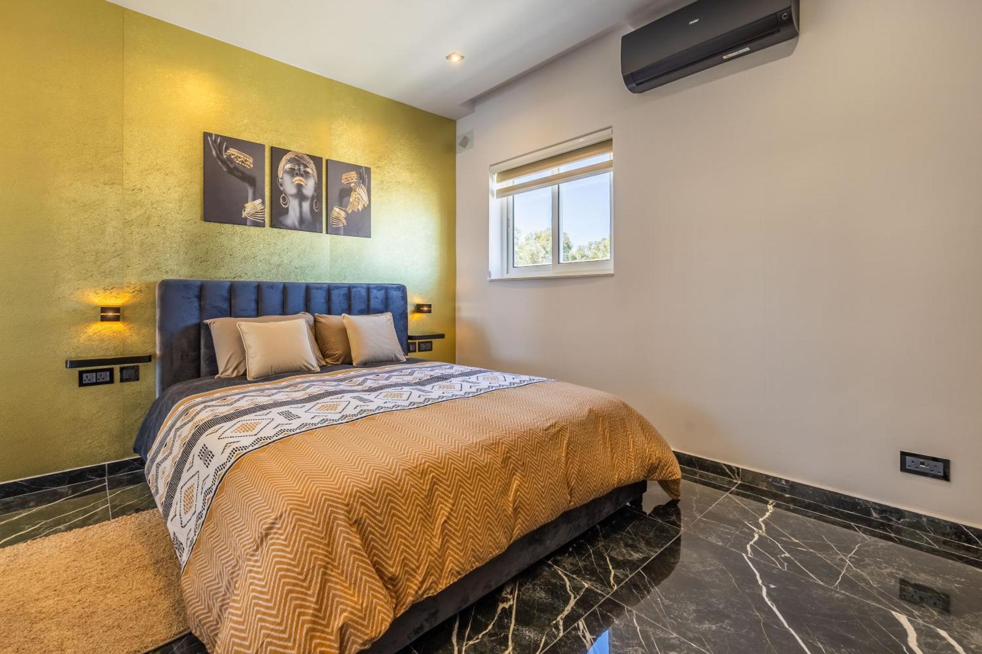 Apartment Luxury Duplex 1bd Penthouse With Large Rooftop Terrace And Pool - Open And Sea Views - Close To St Julian's & Sliema Pembroke